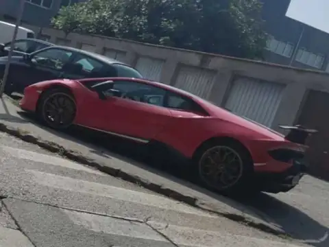 Lamborghini Huracán spotted in Bihać