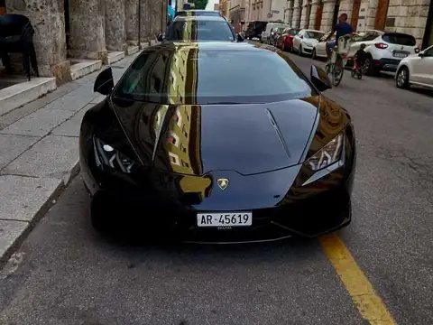 Lamborghini Huracán (2021) spotted in Cremona, Italy