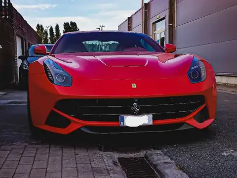 Ferrari F12 Berlinetta (2013) spotted in Gent, Belgium