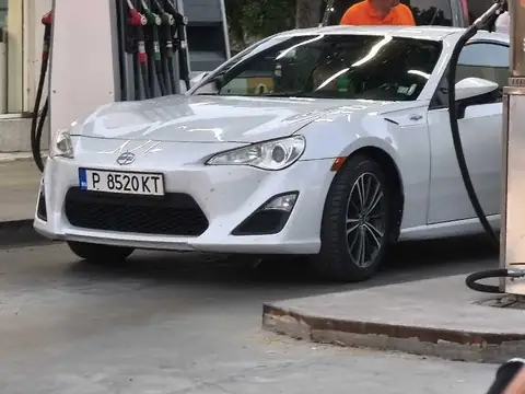 Toyota 86 (2012) spotted in Giurgiu, Romania