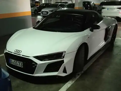 Audi R8 spotted in Alcalá de Henares