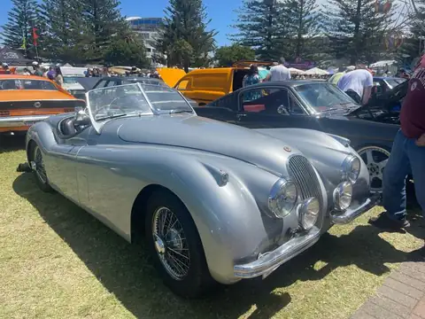 Jaguar XK120 spotted in Central Coast