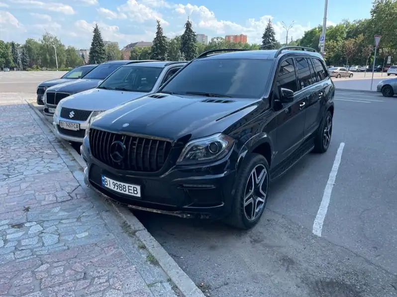Mercedes-Benz GL63 AMG (2015) spotted in Kremenchuk, Ukraine