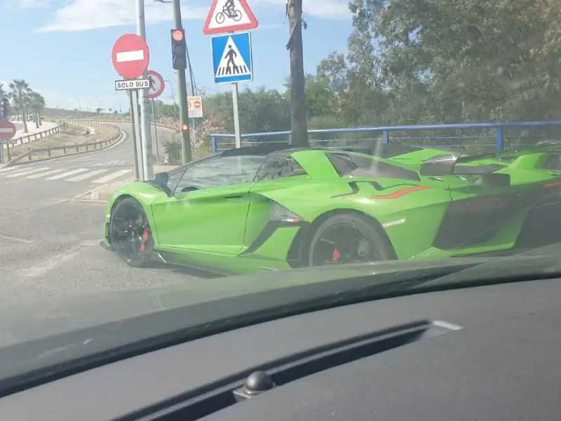Lamborghini Aventador SVJ Roadster (2020) spotted in Dos Hermanas, Spain