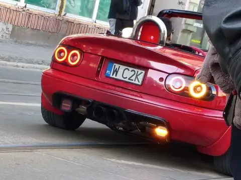 Mazda MX-5 (2000) spotted in Łódź, Poland