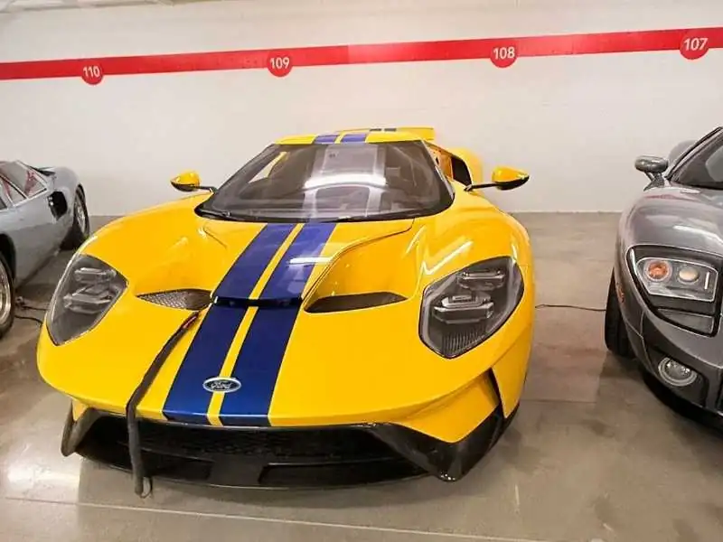 Ford GT spotted in Center