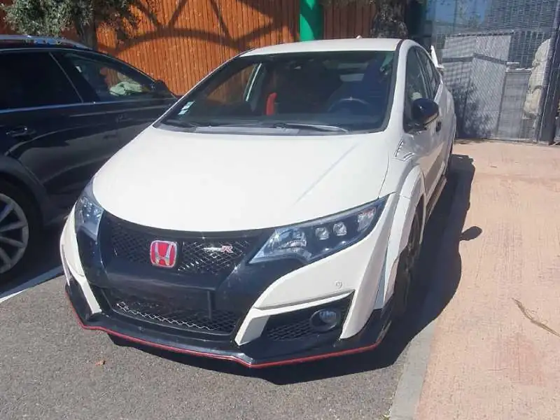 Honda Civic Type R spotted in Albi