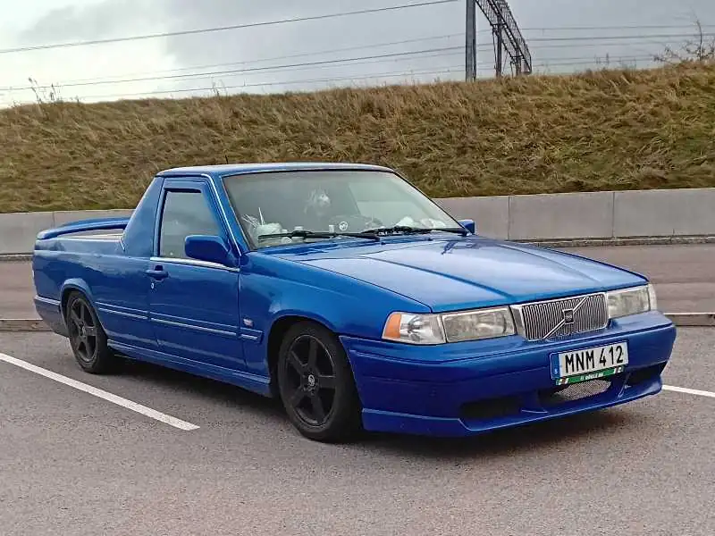 Volvo 340 (1990) spotted in Halmstad, Sweden
