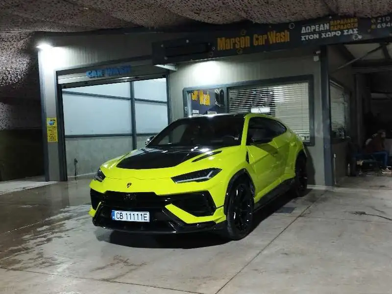 Lamborghini Urus spotted in Corfu
