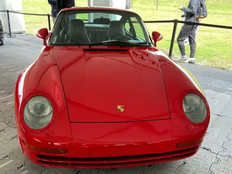 Porsche 959 (1986) spotted in Oshawa, Canada