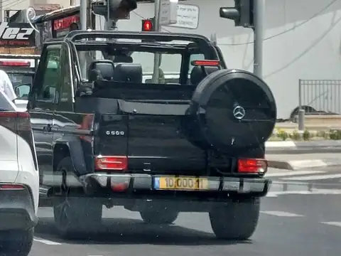 Mercedes-Benz G-Class (2021) spotted in Tel Aviv, Israel