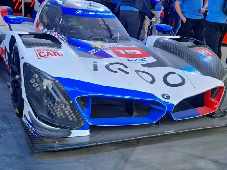 BMW V8 Hypercar (2023) spotted in Le Mans, France