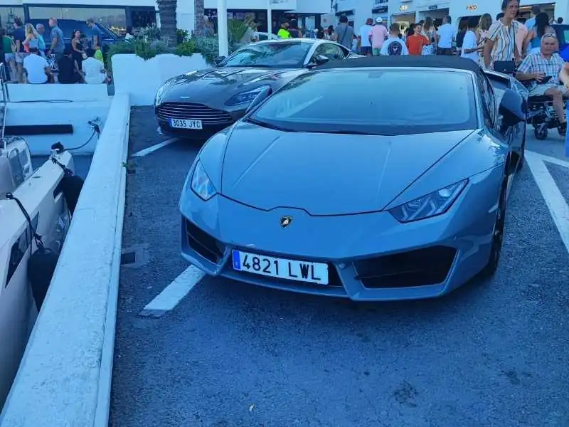 Lamborghini Huracán (2015) spotted in Castelló de la Plana, Spain