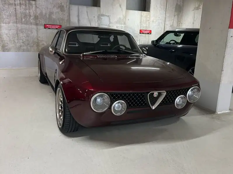 Alfa Romeo Giulia Sprint Speciale (1963) spotted in Munich, Germany