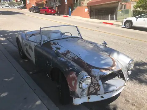 MG TC (1945) spotted in Ventura, United States
