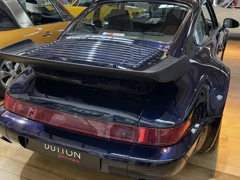 Porsche 911 Turbo (1996) spotted in Melbourne, Australia