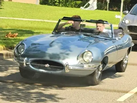 Jaguar E-Type (1963) spotted in Paterson, United States