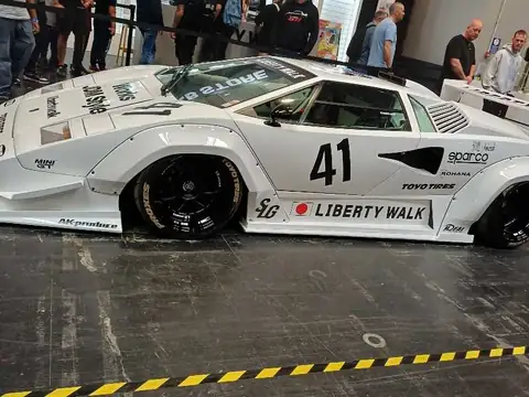 Lamborghini Countach spotted in Birmingham