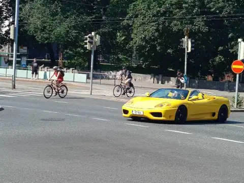 Ferrari 360 Modena Spider spotted in Murcia