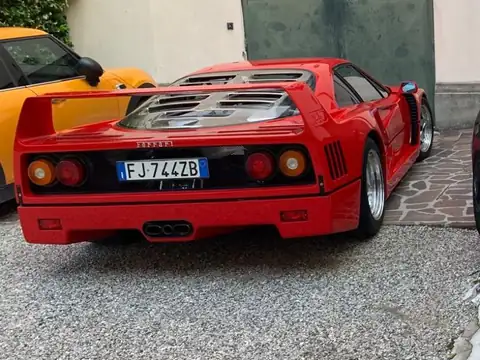 Ferrari F40 (1987) spotted in Padua, Italy