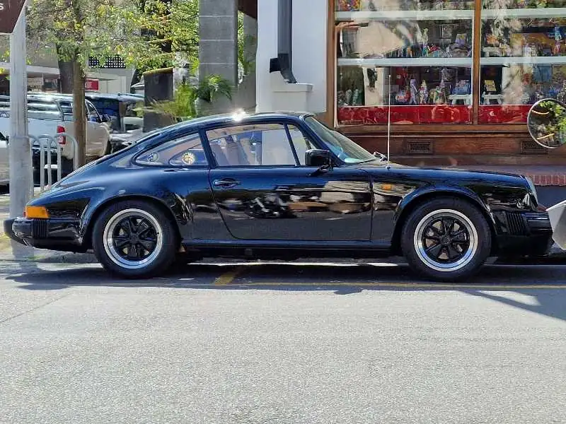 Porsche 911 spotted in Stellenbosch