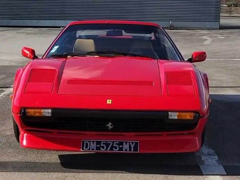 Ferrari 308 GTB spotted in Limoges