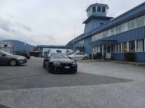 Nissan Skyline GT-R R34 spotted in Førde