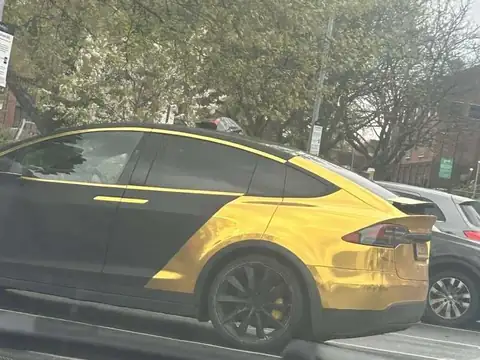 Tesla Model X (2021) spotted in Reading, United Kingdom