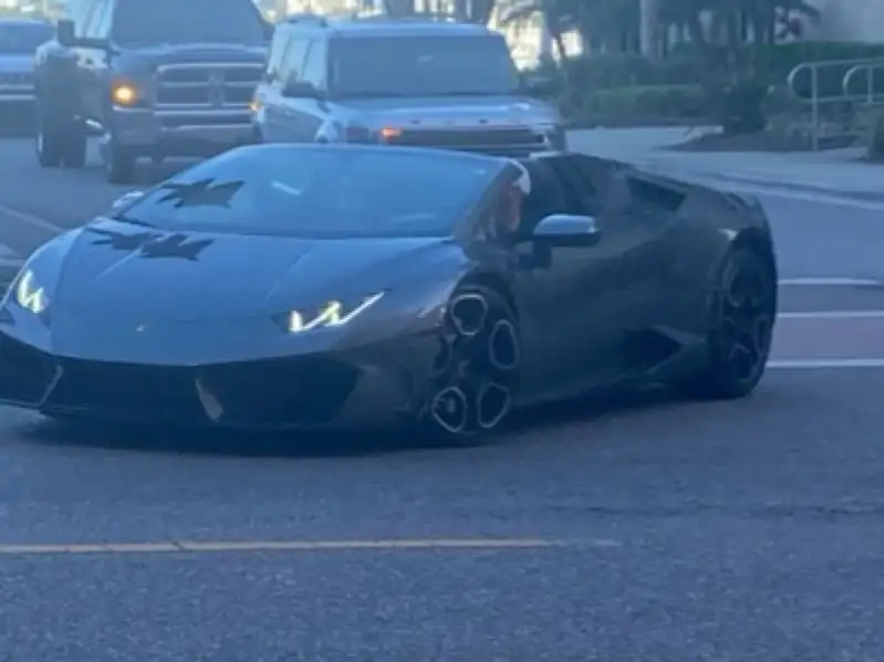 Lamborghini Huracán (2014) spotted in Mineral Point, United States
