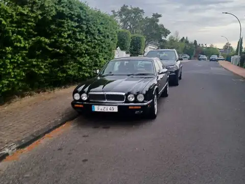 Jaguar XJ (1995) spotted in Frankfurt am Main, Germany