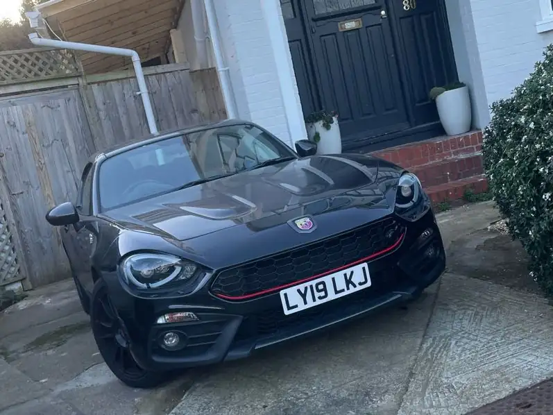 Fiat 124 Spider (2019) spotted in Brighton, United Kingdom