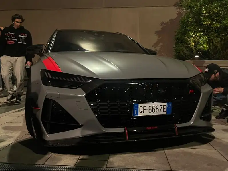 Audi RS6 Avant (2021) spotted in Turin, Italy
