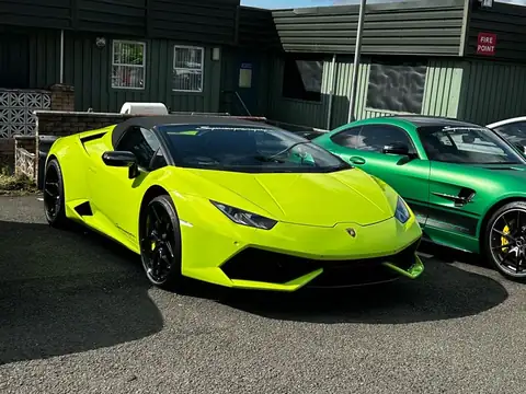 Lamborghini Huracán (2015) spotted in Dunfermline, United Kingdom