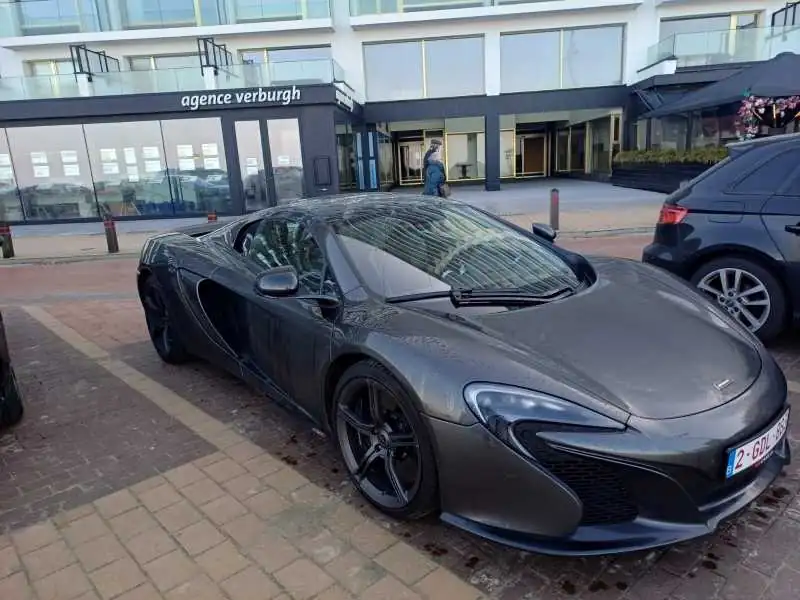 McLaren P1 (2015) spotted in Ostend, Belgium