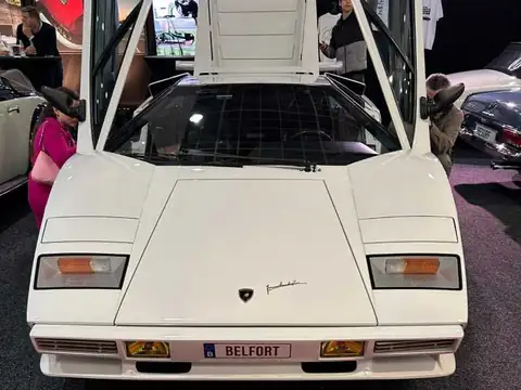 Lamborghini Countach spotted in Brussels