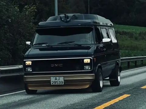 GMC Safari (1990) spotted in Sandnes, Norway