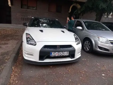 Nissan GT-R spotted in Slavonski Brod