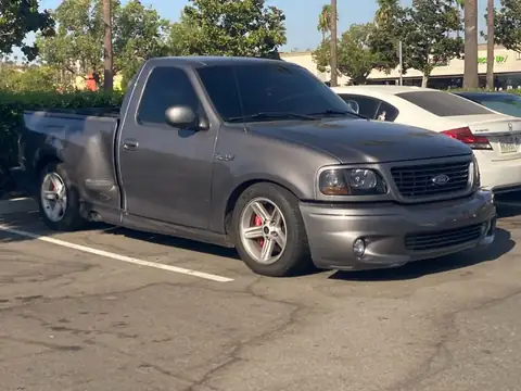 Ford F-150 SVT Lightning spotted in Corona