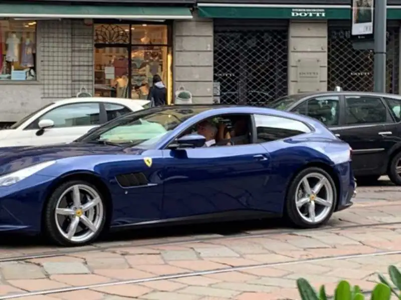 Ferrari FF (2011) spotted in Busto Arsizio, Italy