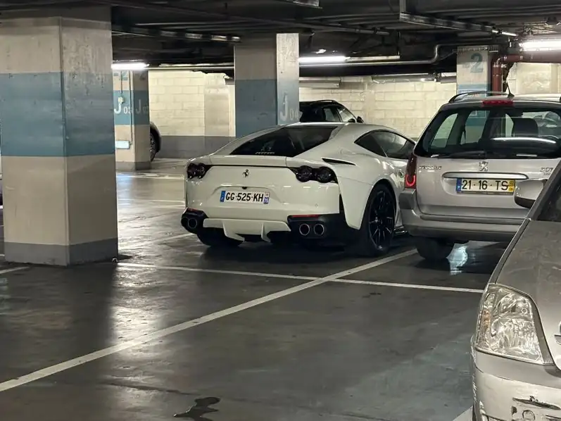 Ferrari F8 Tributo (2020) spotted in Lisbon, Portugal