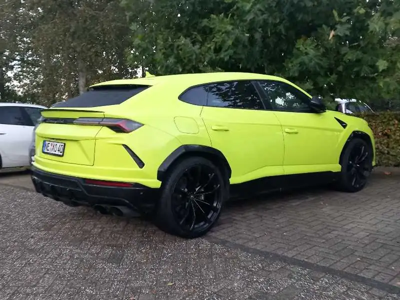 Lamborghini Urus (2021) spotted in Groningen, The Netherlands