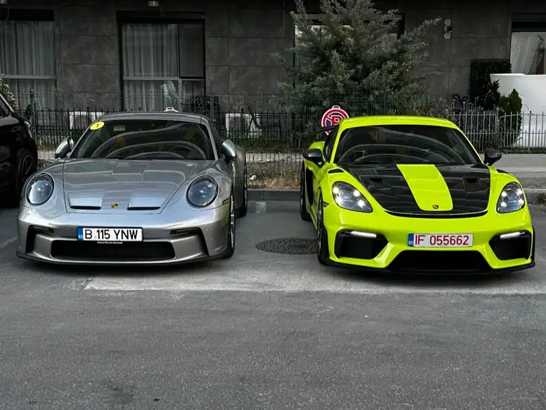 Porsche 911 GT3 and 718 Cayman GT4 (2022) spotted in Constanţa, Romania