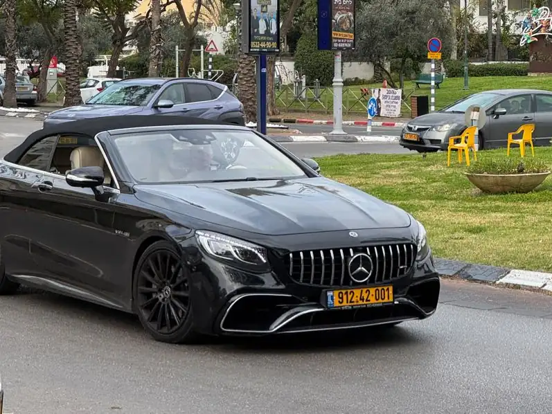 Mercedes-Benz S63 AMG Cabriolet spotted in Petaẖ Tiqva