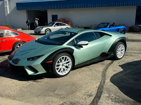 Lamborghini Huracán Sterrato (2022) spotted in Appleton, United States