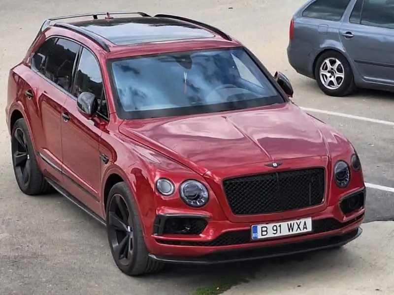 Bentley Bentayga spotted in Galaţi