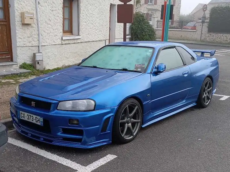 Nissan GT-R R34 (1999) spotted in Marne La Vallée, France