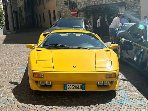 Lamborghini Diablo (1990) spotted in Salò, Italy