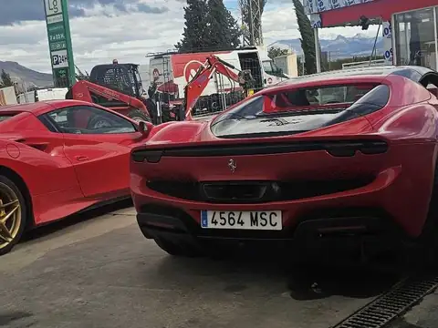 Ferrari SF90 Stradale (2020) spotted in Granada, Spain