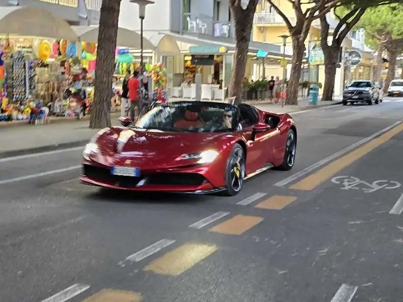 Ferrari SF90 Stradale (2021) spotted in Venice, Italy