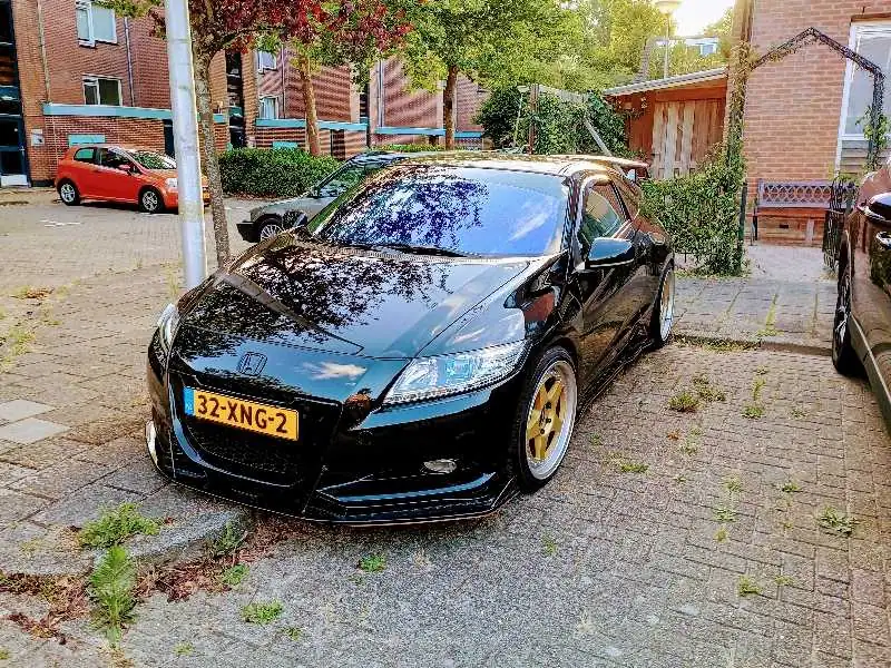 Honda CR-Z spotted in Alphen aan den Rijn
